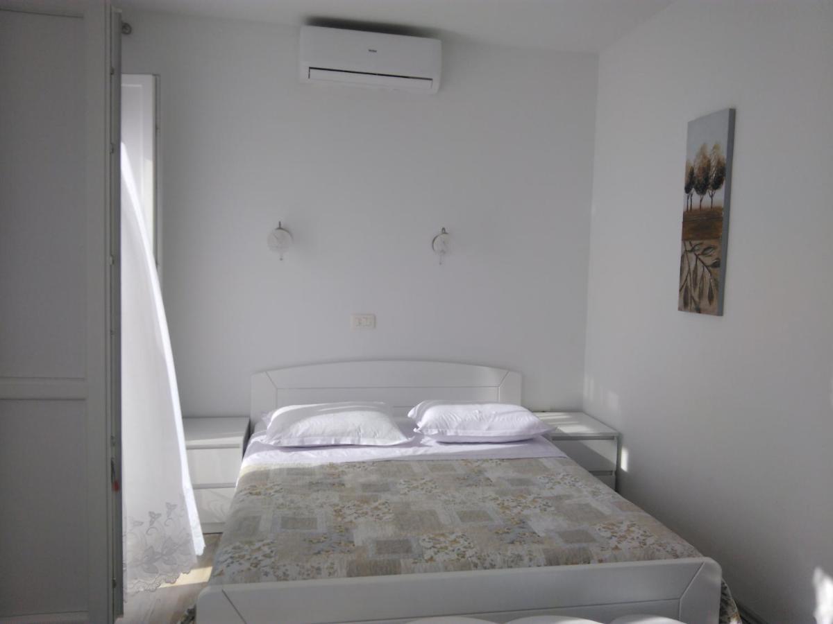 Hotel Lemon House Vis Esterno foto